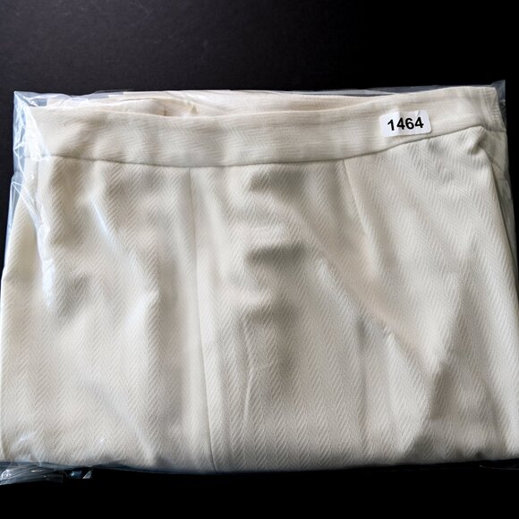 Kasper Cream Women's Trousers - Picture 9 of 9